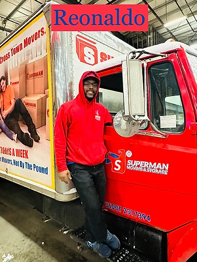 Reonaldo, Superman Moving crew